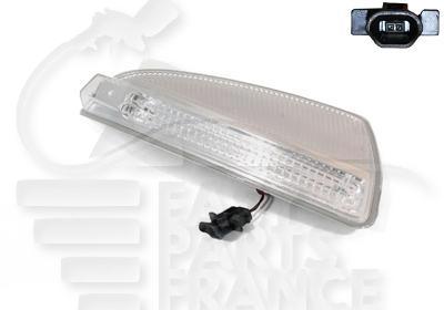 FEU DE RETRO D BLANC - VIANO Pour MERCEDES VITO - VIANO - W639 - ME253 11/10→