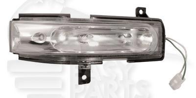 FEU DE RETRO D BLANC Pour MAZDA CX 7 - MZ090 01/07→