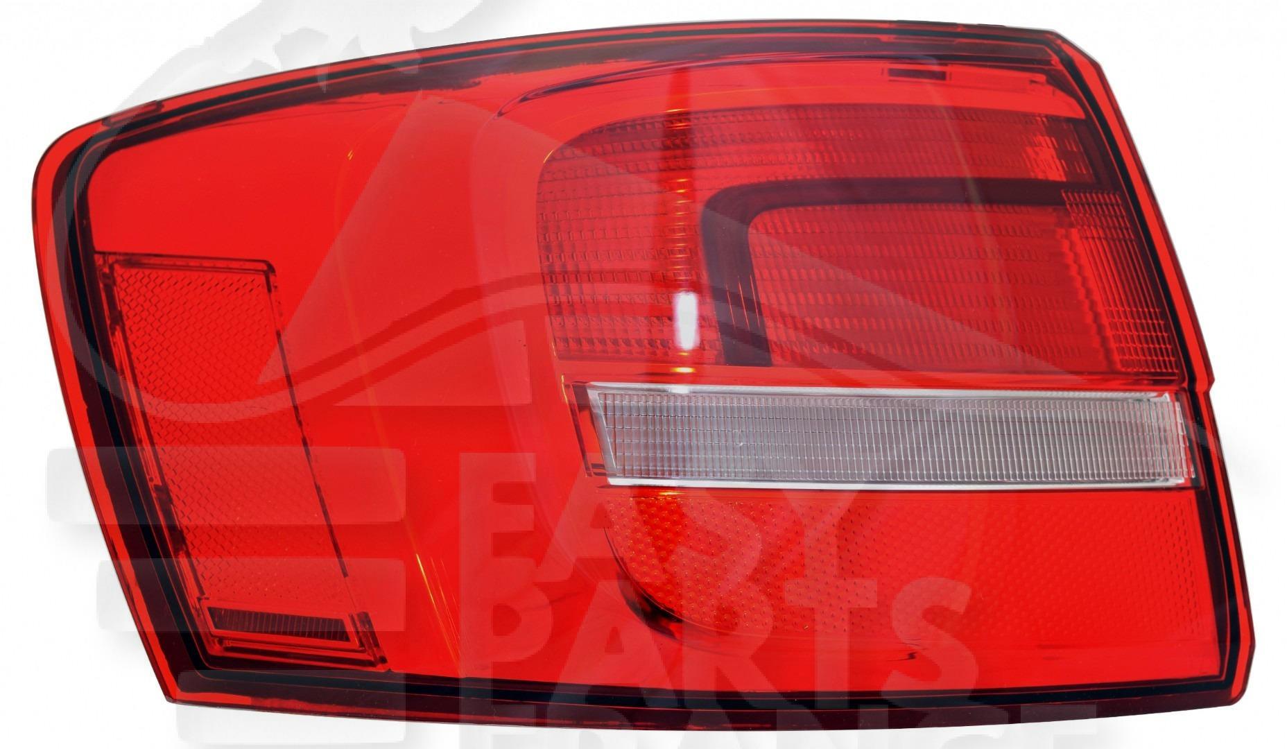 FEU ARG EXT ROUGE Pour VOLKSWAGEN JETTA - VO085 07/14→