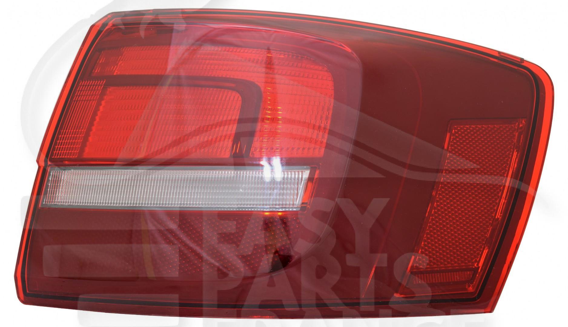 FEU ARD EXT FUME Pour VOLKSWAGEN JETTA - VO085 07/14→