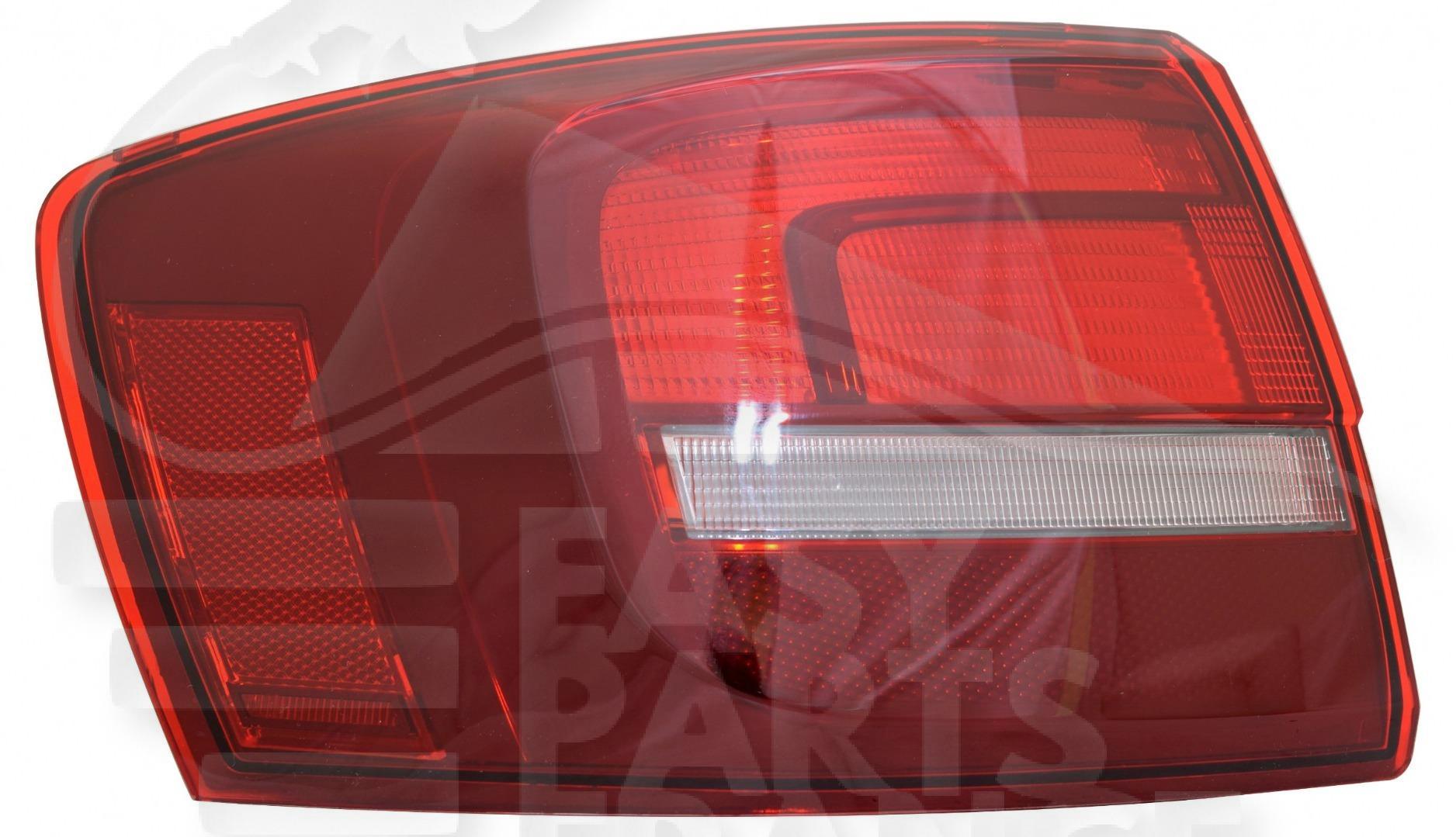 FEU ARG EXT FUME Pour VOLKSWAGEN JETTA - VO085 07/14→