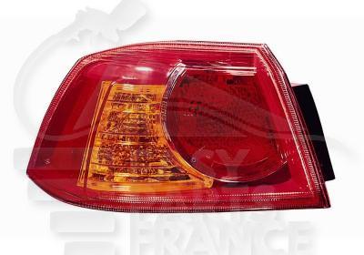 FEU ARG EXT ROUGE Pour MITSUBISHI LANCER - MT075 03/08→