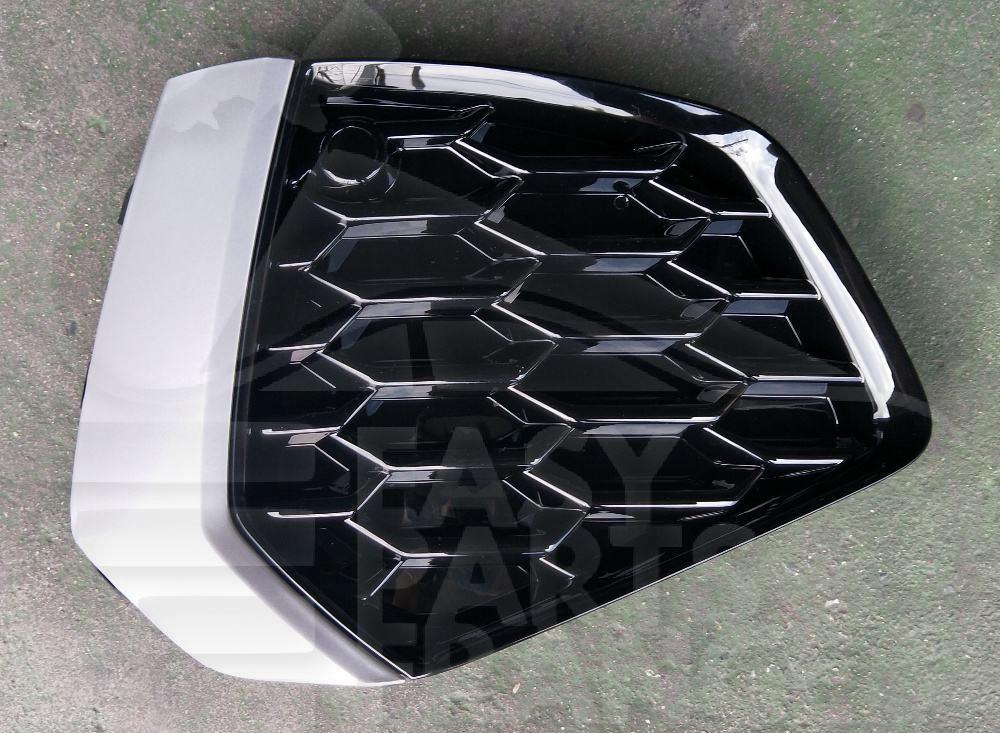 GRILLE DE PC AV AVD NOIRE A/MOULURE ARGENT & TROU CAPTEUR Pour AUDI A3 - 4 PTES S-LINE - AD240 05/20→